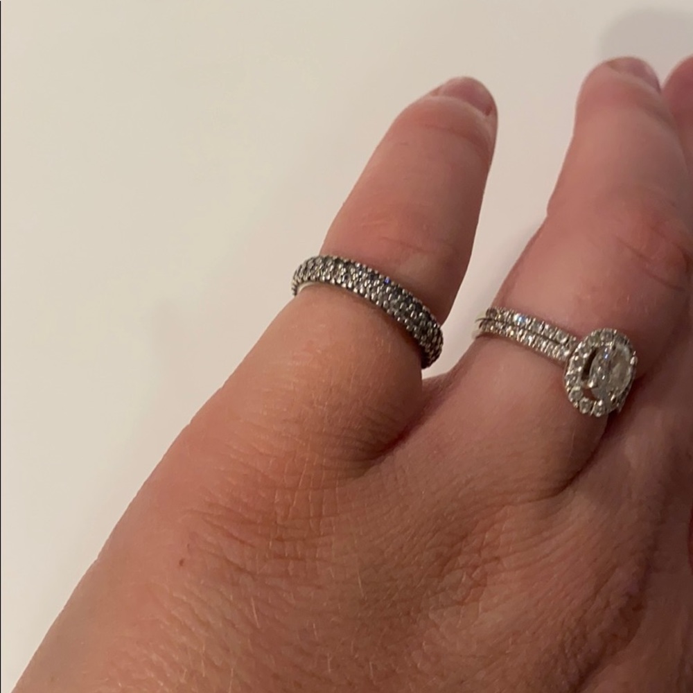 Pandora pinky ring
